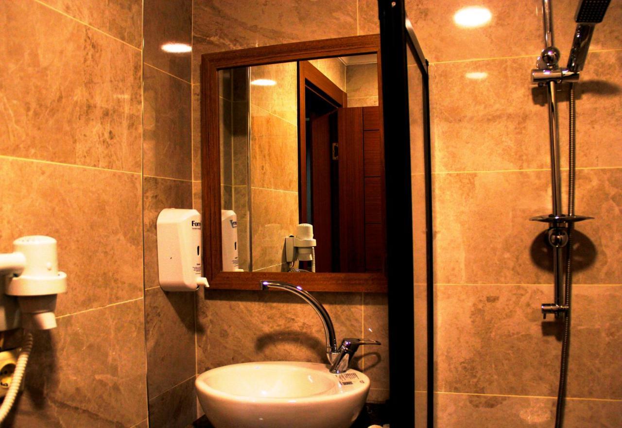 Gross Hotel Стамбул Экстерьер фото